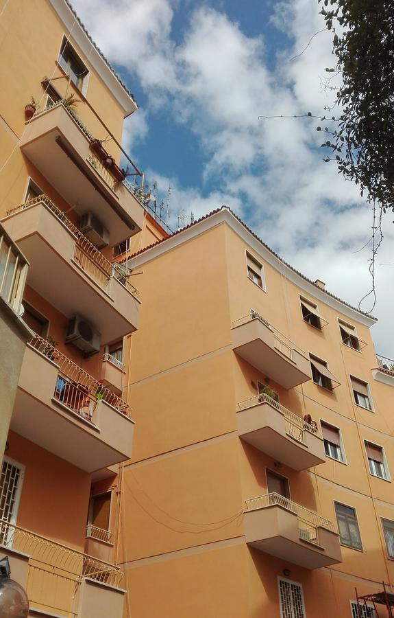 B&B La Casa Di Gabry Рим Экстерьер фото